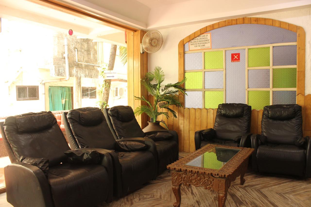 Oyo 5242 Zinho'S Hotel Baga Kültér fotó