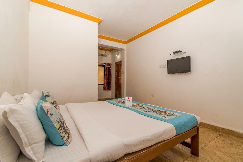 Oyo 5242 Zinho'S Hotel Baga Kültér fotó